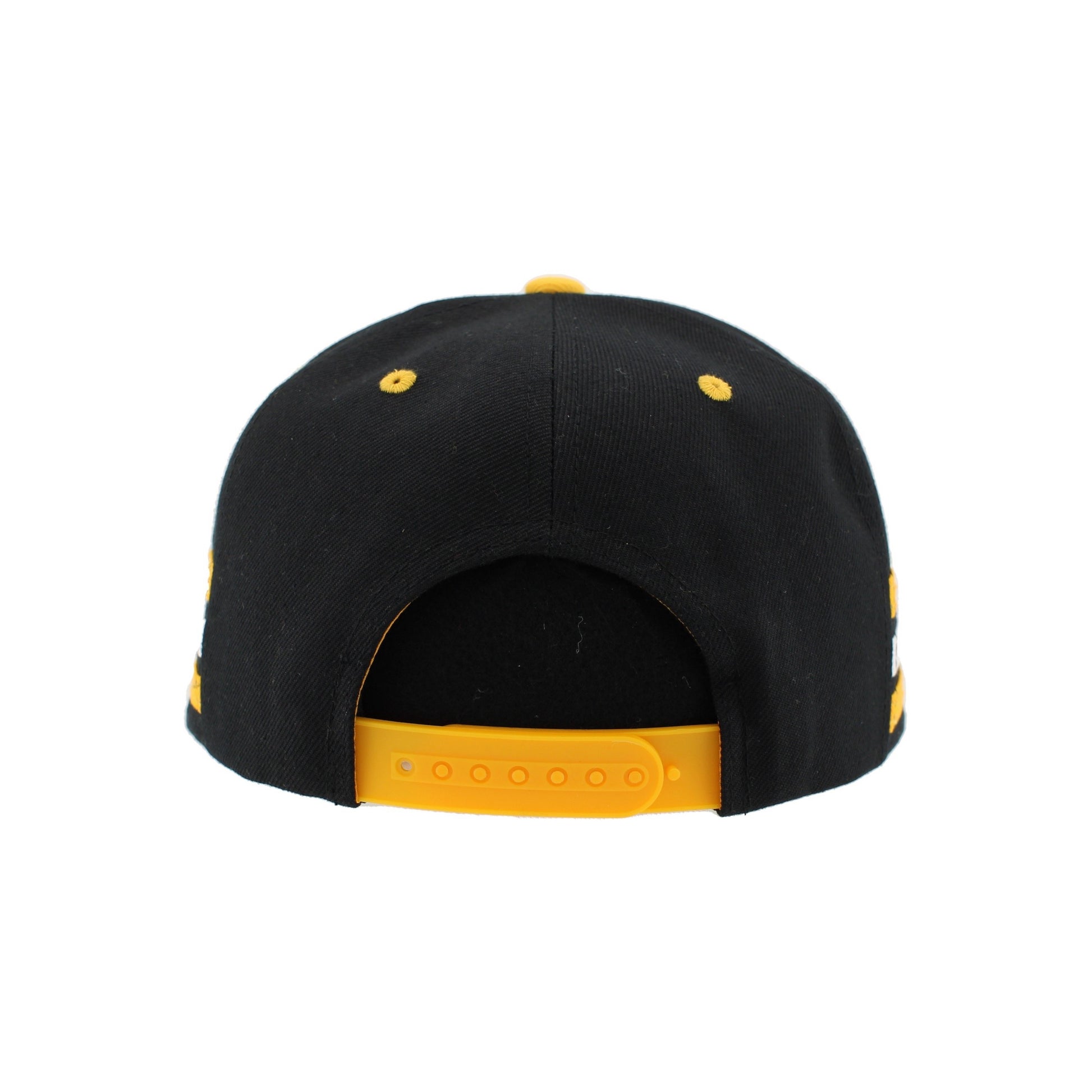 Lacer Locker Room